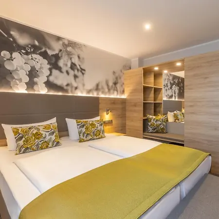 Rose 3* Rüdesheim am Rhein